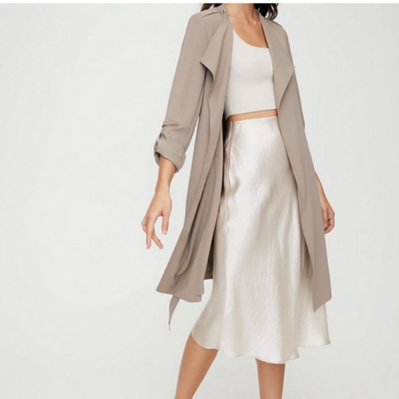 Aritzia Babaton Quincy Flowy Trench Coat, Taupe, XS - Picture 4 of 15